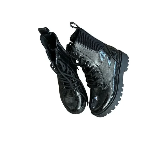 Kids Black Patent Glitter Combat Boots Lace Up Chunky Sole Size 13 - Picture 2 of 3